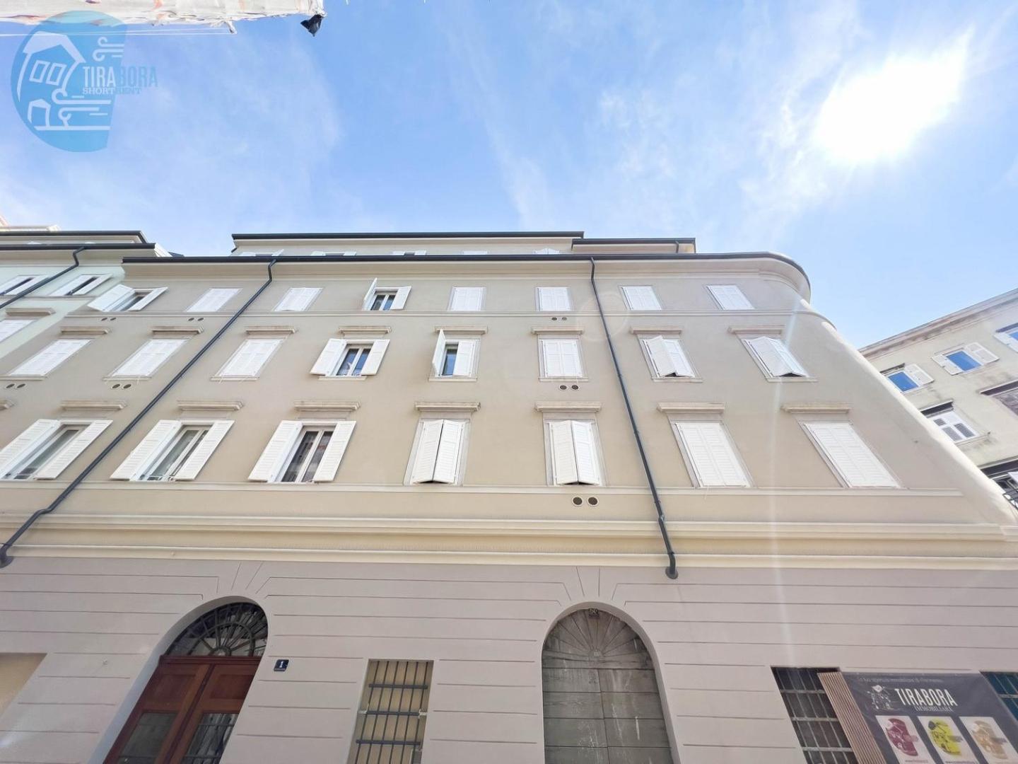 Slataper 11 Tirabora Short Rent Apartamento Trieste Exterior foto